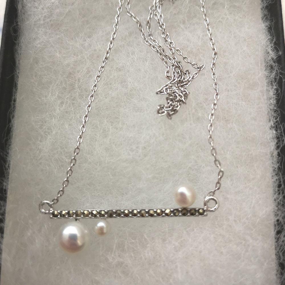 Sterling Silver Pearl necklace